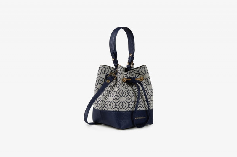 Navy Strathberry Lana Osette Leather Crossbody Bag | UK GIVQ-91856