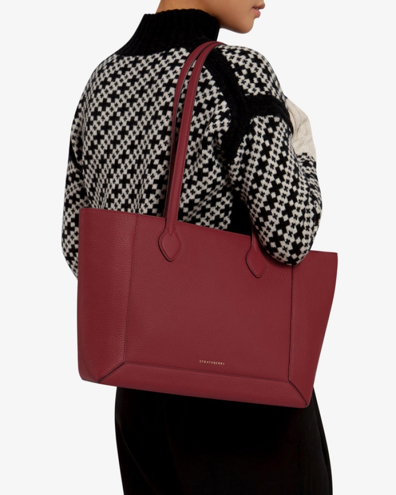 Red Strathberry Mosaic Shopper Shoulder Bag | UK JZVG-82106