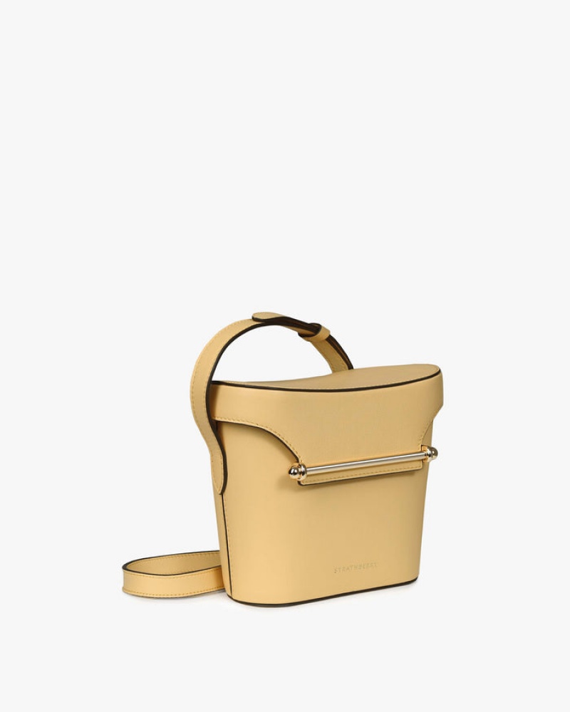 Yellow Strathberry Safari Shoulder Bag | UK ALBU-32957